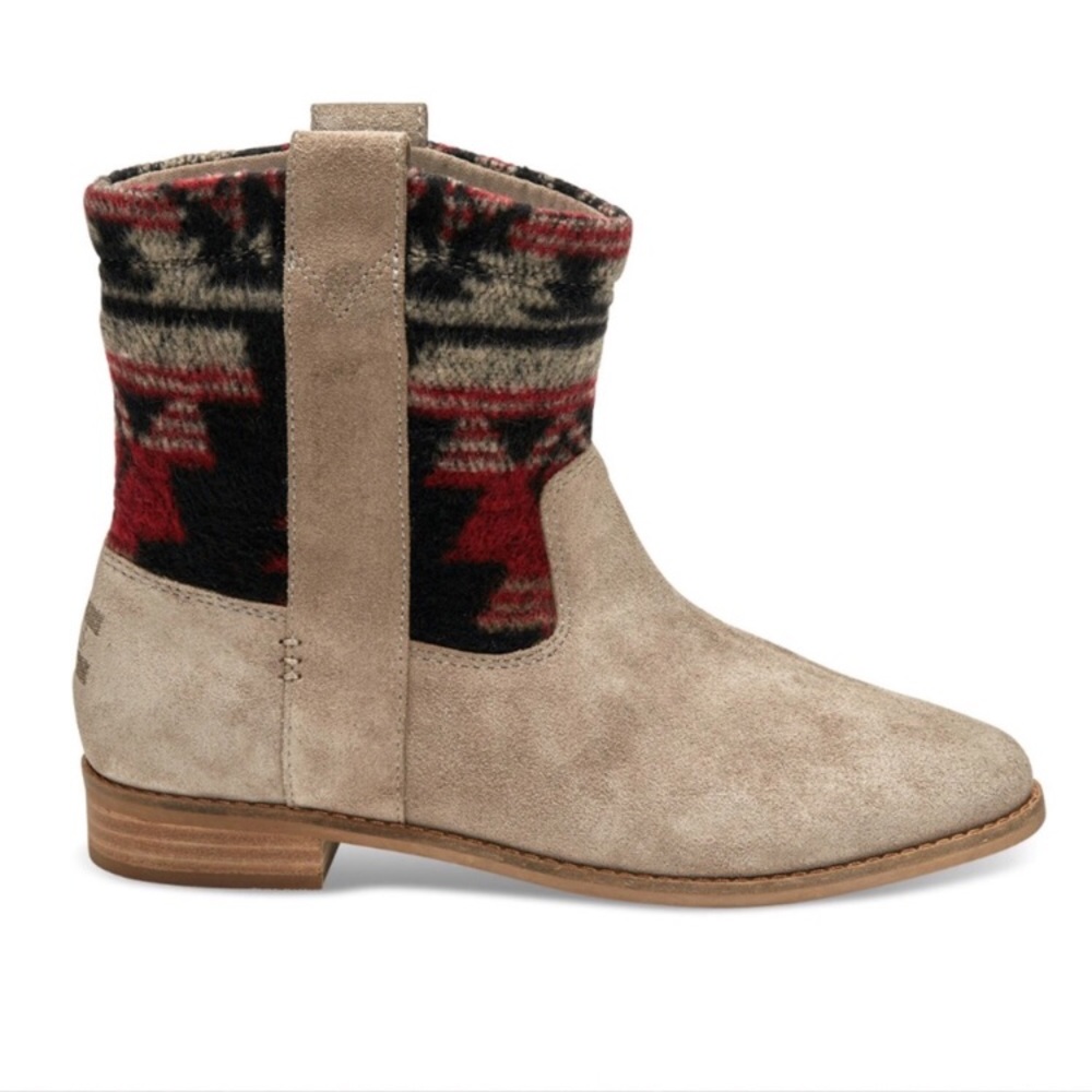 NWT Toms booties, desert taupe suede/wool, 8.5